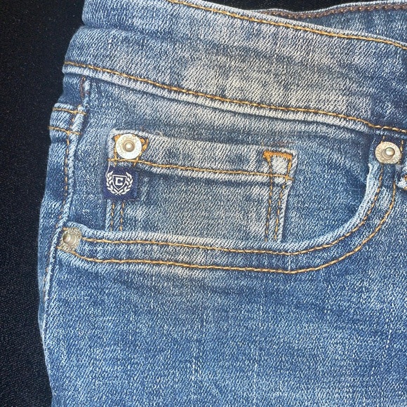 Jean capris - Picture 2 of 6